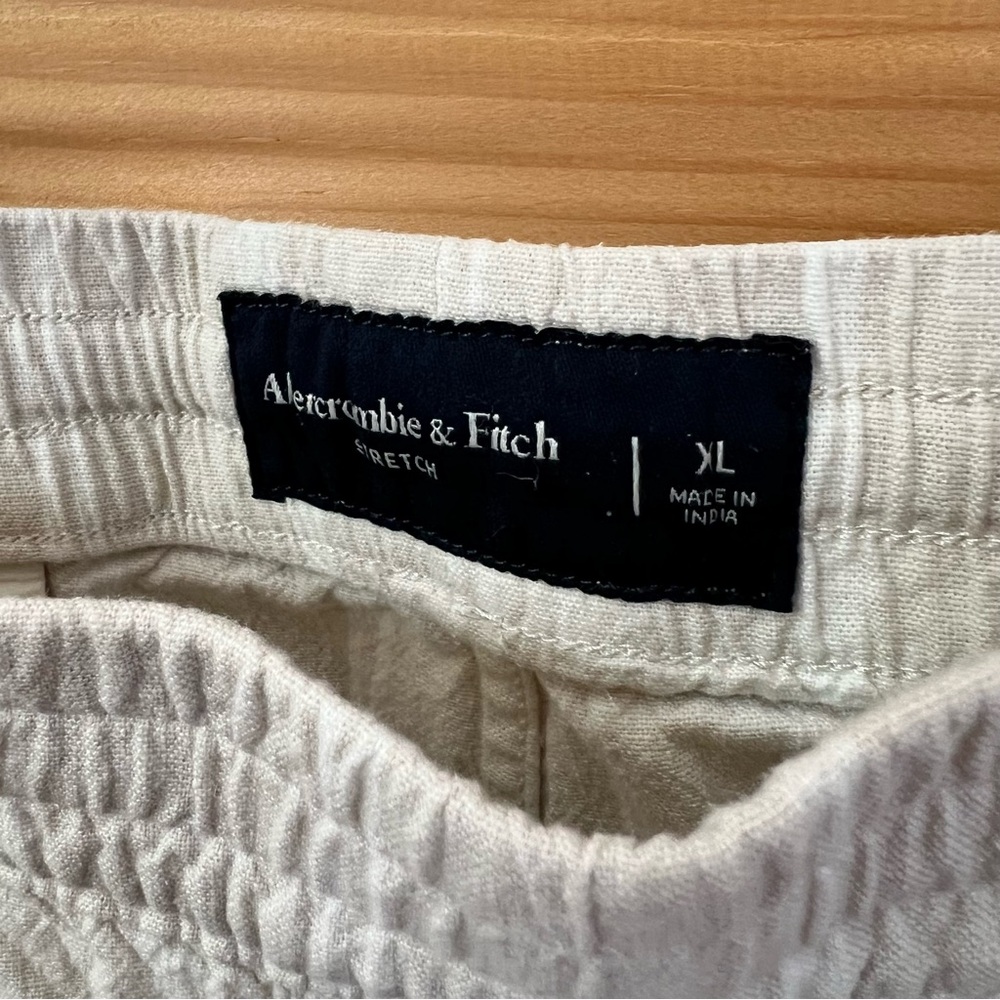 Abercrombie & Fitch Men’s Natural/White Linen/Cotton Blend Casual Shorts Size XL - Picture 2 of 8